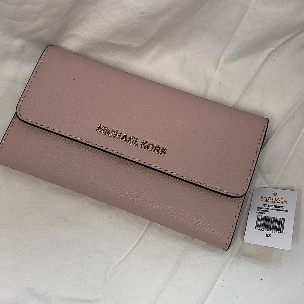 Michael Kors Jet Set Travel LG Trifold